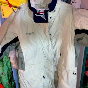 tan Columbia sportswear jacket woman’s size L